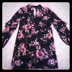 White House Black Market Long Sleeve Shift Dress